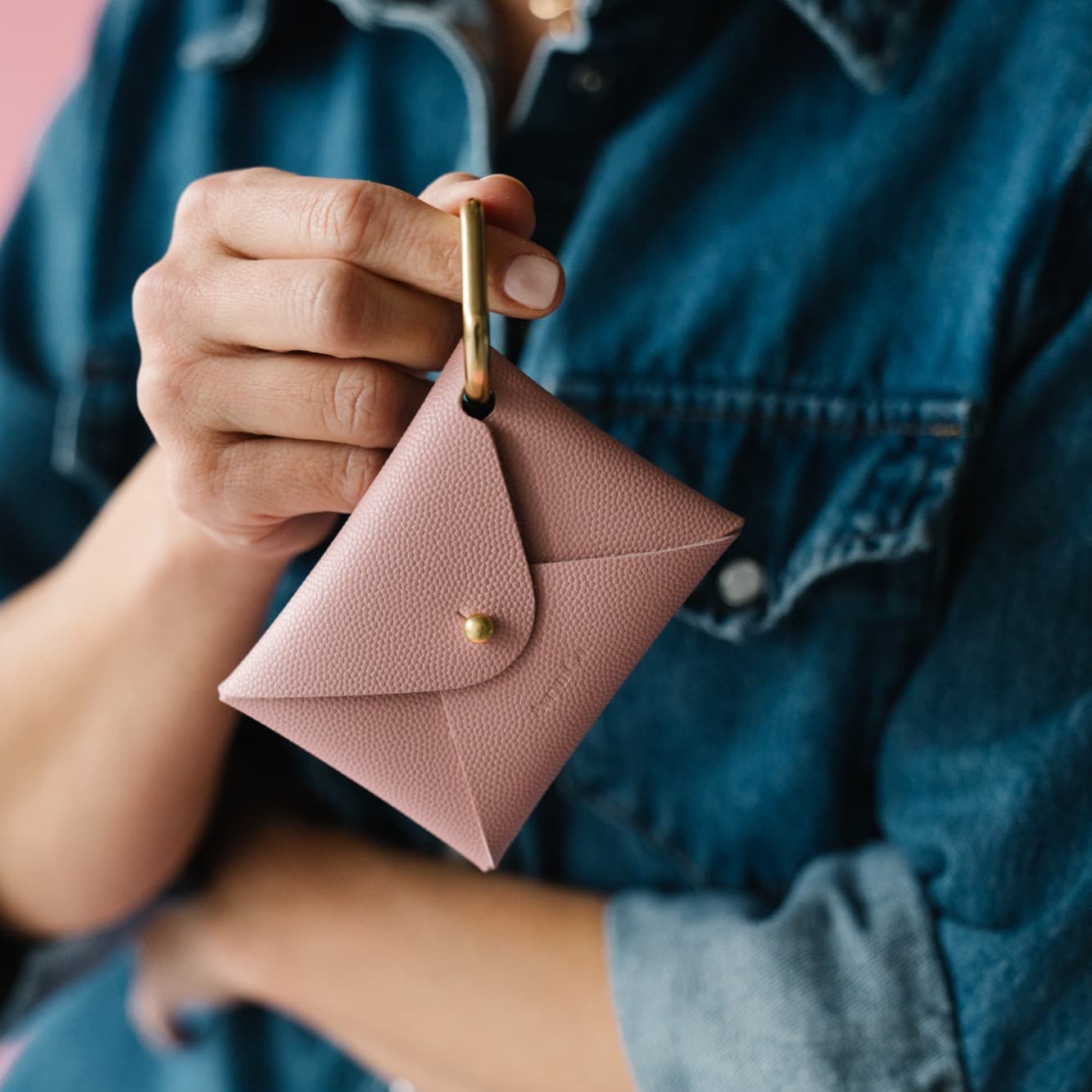 アキ坊　アーバンリサーチ  【BYMALENEBIRGER】WALLET Minimalist Leather Card Holder | Ashland Leather Vertical Card